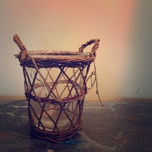 Homemade wine basket, great for picnics!